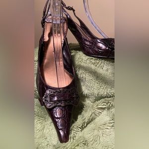 Womens Heel. Brand /Carlos by Carlos Santana Leather Slingback Brown 8 Brazil.